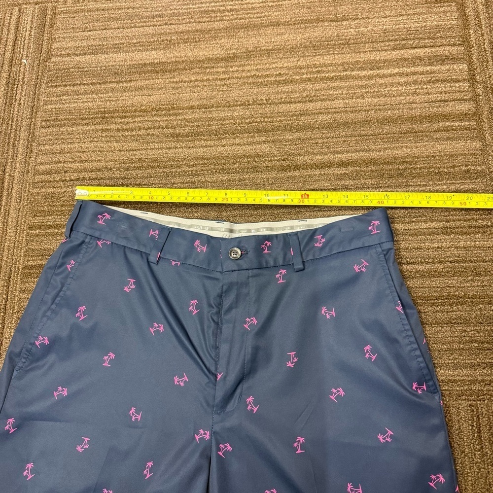 Walter Hagen Navy Shorts with Pink Palm Tree Pattern Golf Shorts - Picture 3 of 7